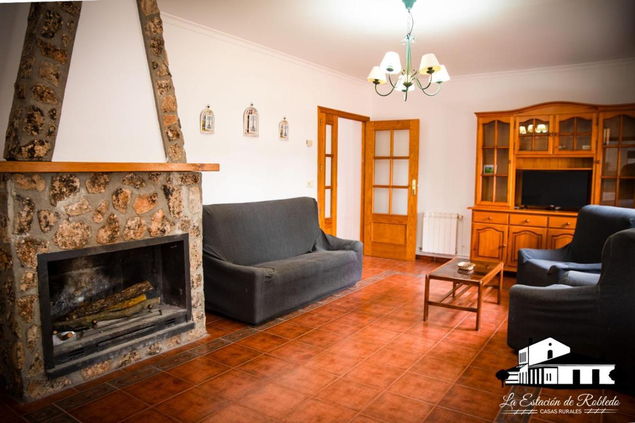 Casas Rurales La Estacion De Robledo Buitenkant foto