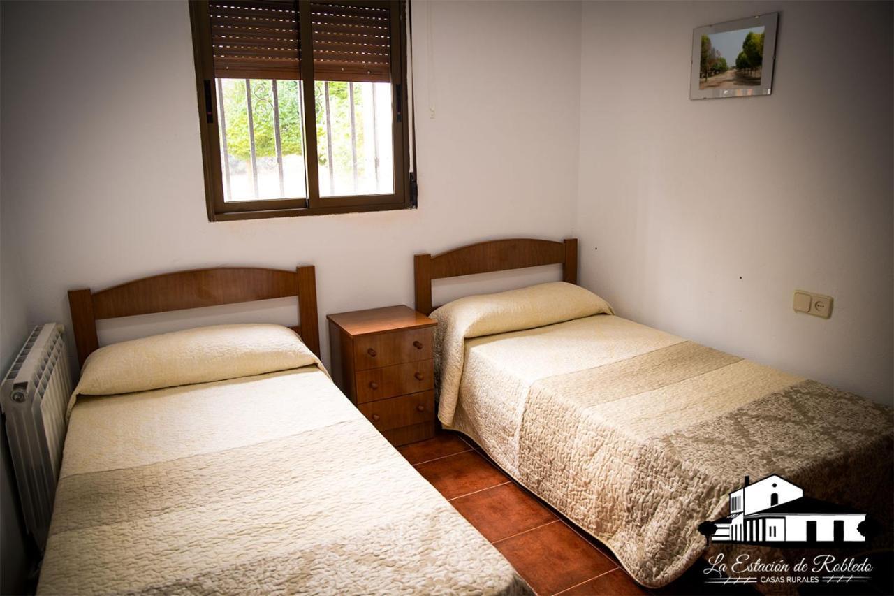 Casas Rurales La Estacion De Robledo Buitenkant foto